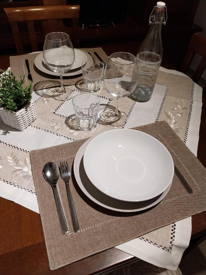 Casa Cozy - Comodo Appartamento In Asti Centro Екстер'єр фото